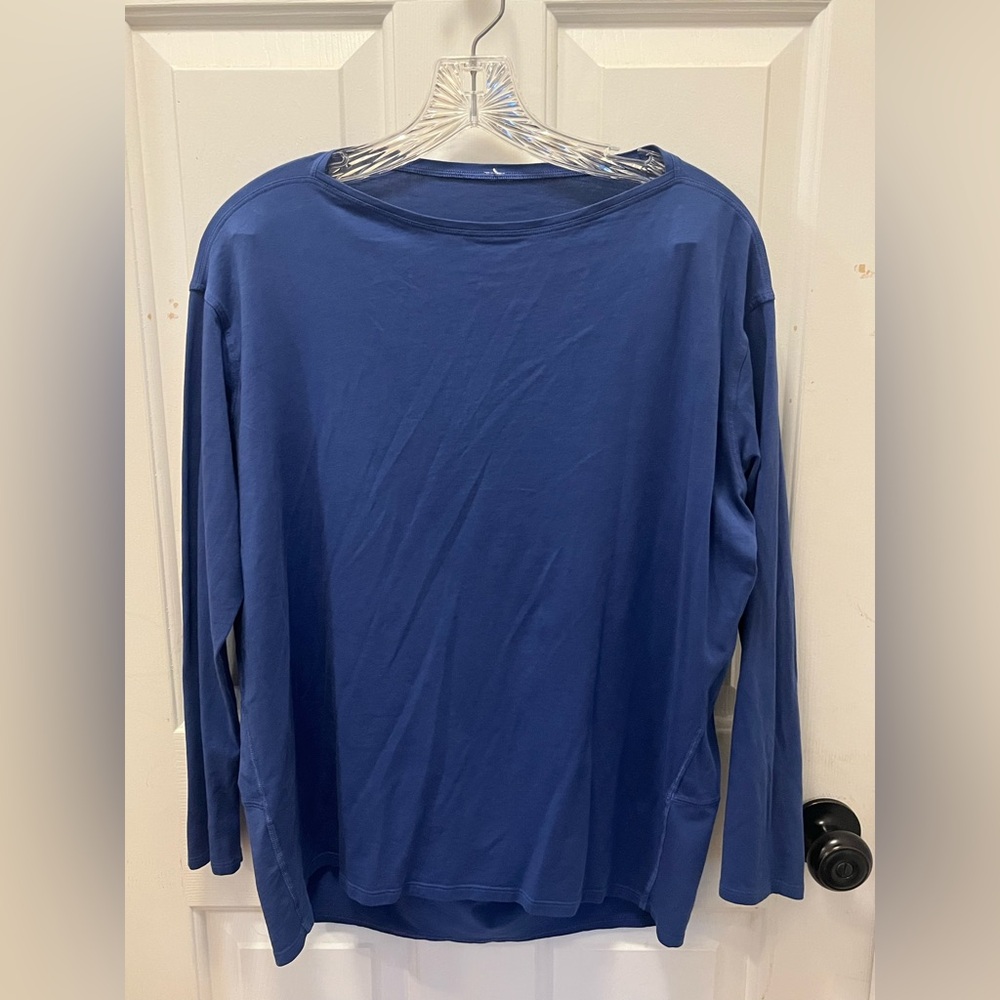 🍋 EUC Lululemon Back in Action Shirt in Psychic (?) - Sz 6